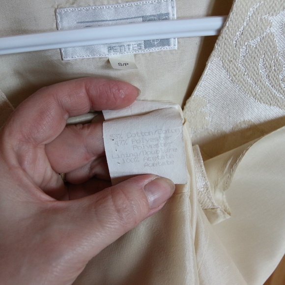 Cleo Petites Beige Floral Vest - Size S - Picture 4 of 4